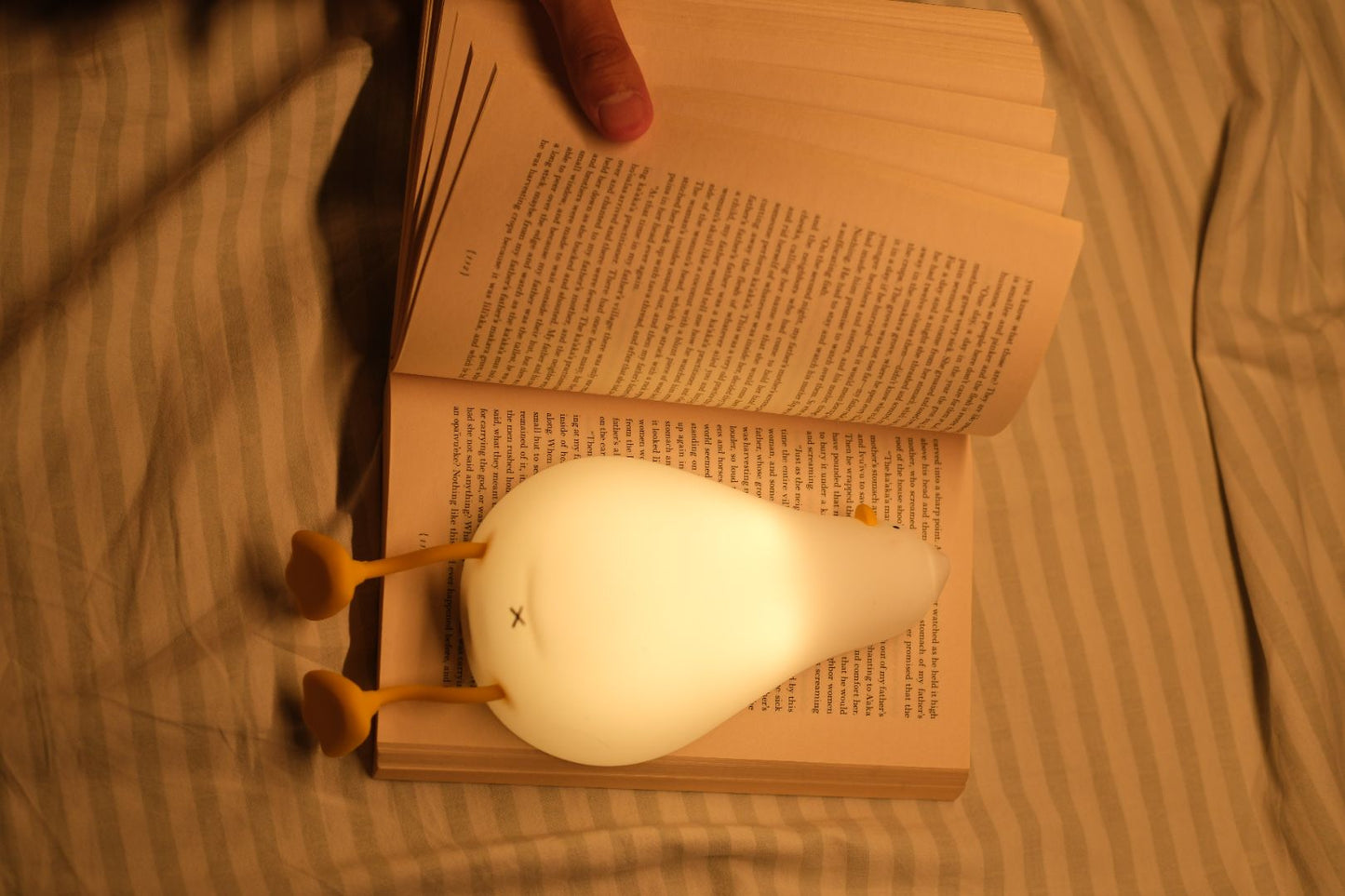 Lazy Duck™ Night Light – Viral Squishy Silicone Bedside Lamp